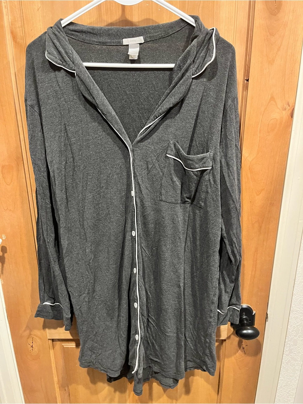 Eberjey Charcoal Long-Sleeve Gisele Jersey Knit Sleep Shirt with White Piping